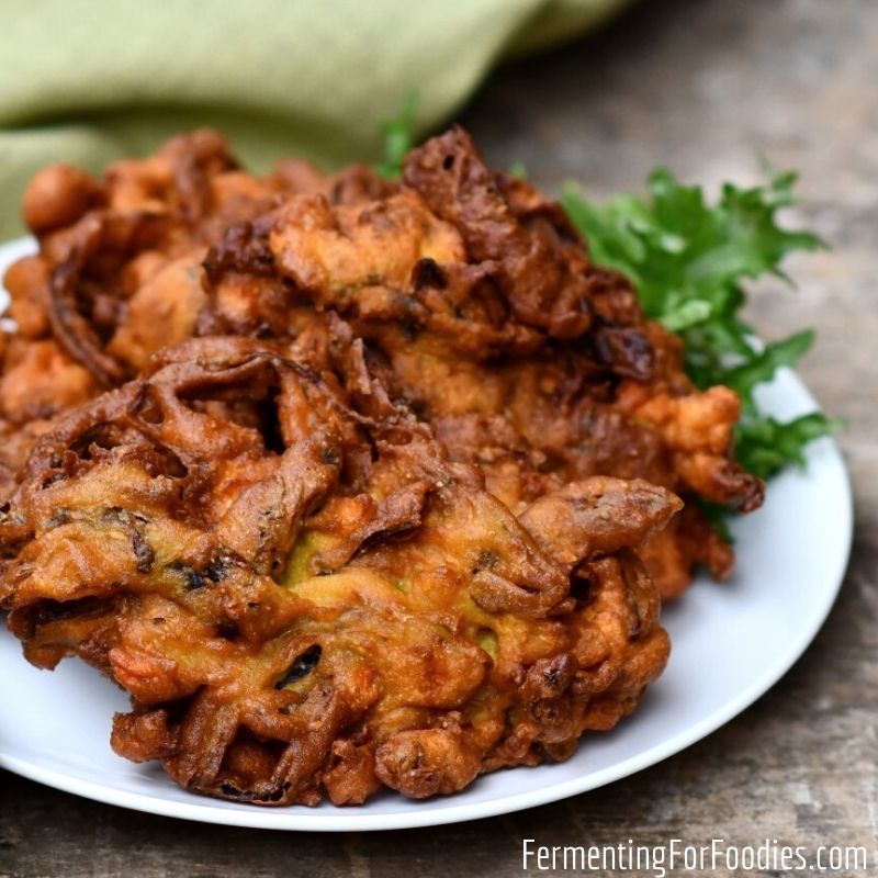 Simple-homemade-vegetable-pakoras-for-lunch-or-dinner